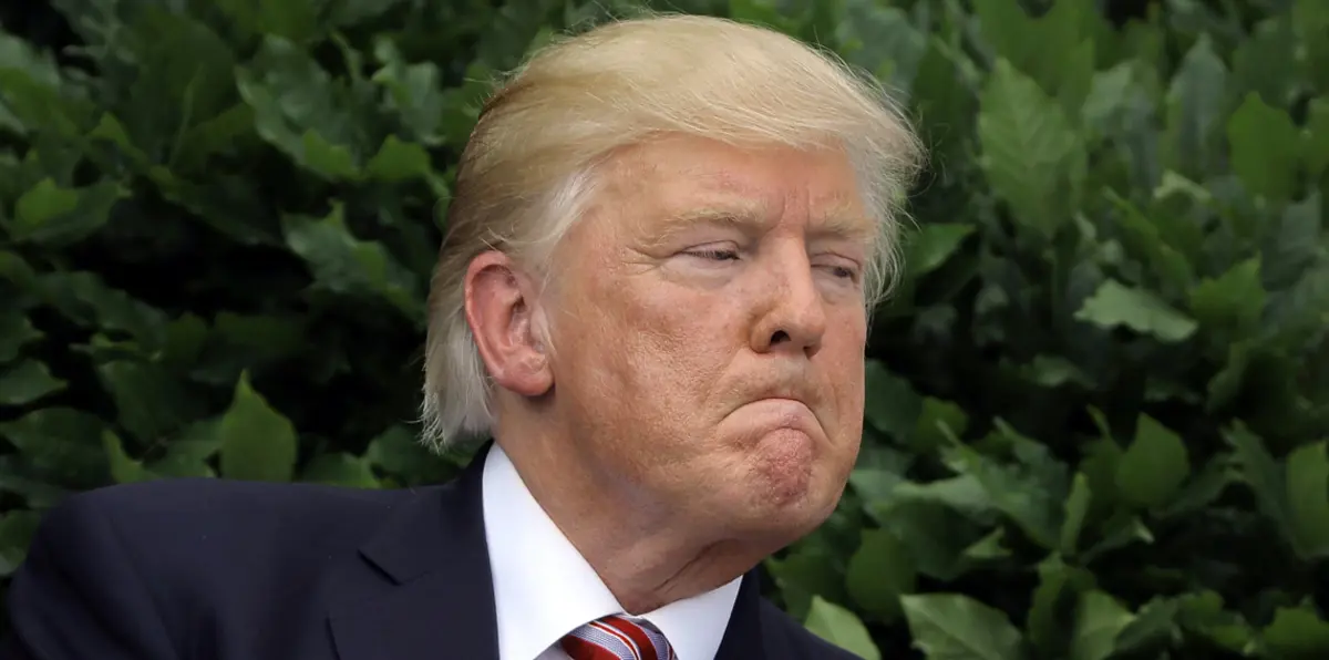 مقتل دونالد ترامب في عمل مسرحي يثير الجدل في نيويورك