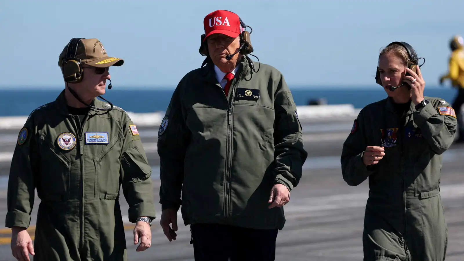 صحيفة: القوات الأمريكية تحشد قواتها في قواعد بريطانية لتنفيذ ضربات ضد إيران