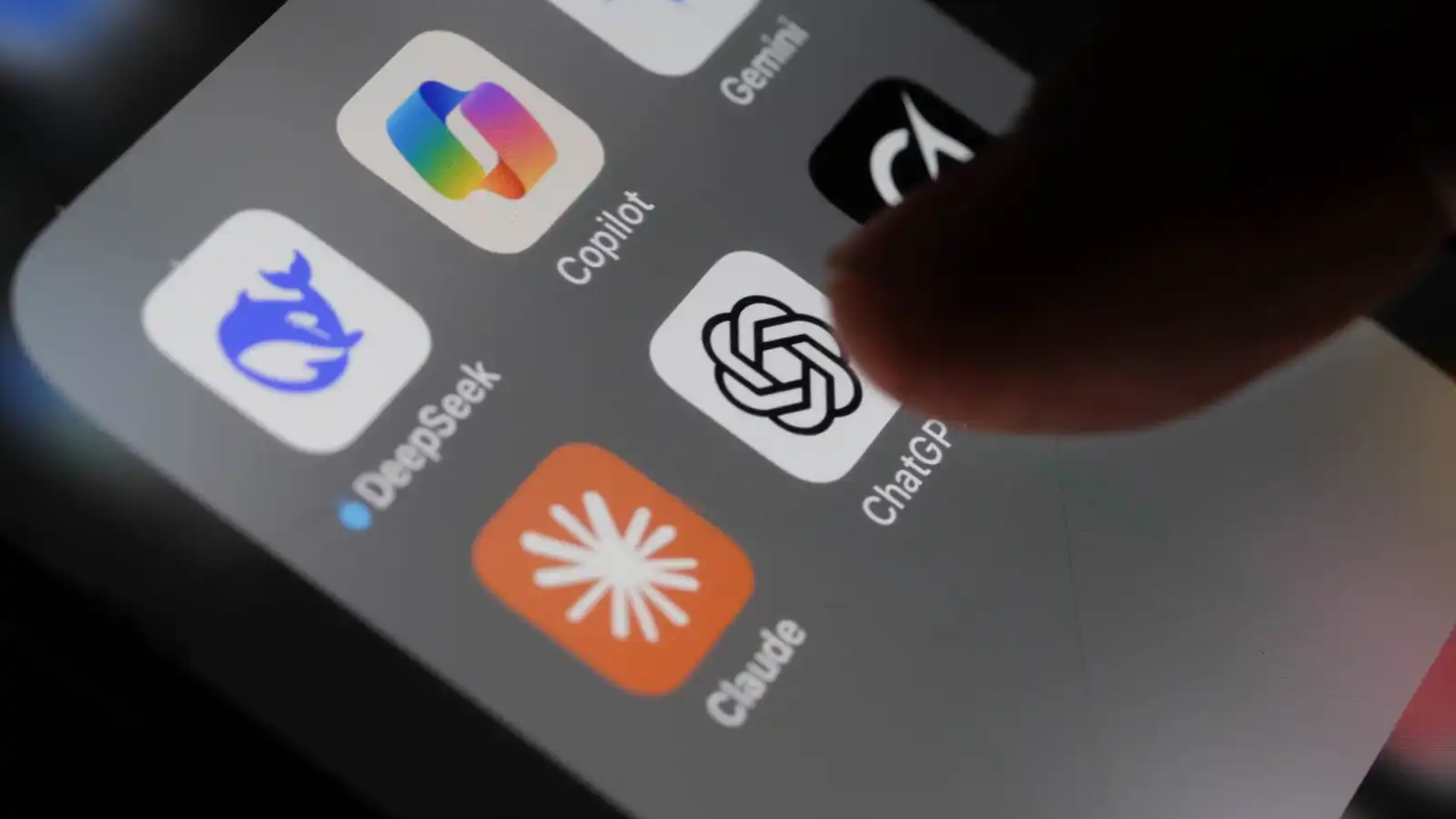 دعاوى قضائية تتهم "تشات جي بي تي" بتحفيز الانتحار