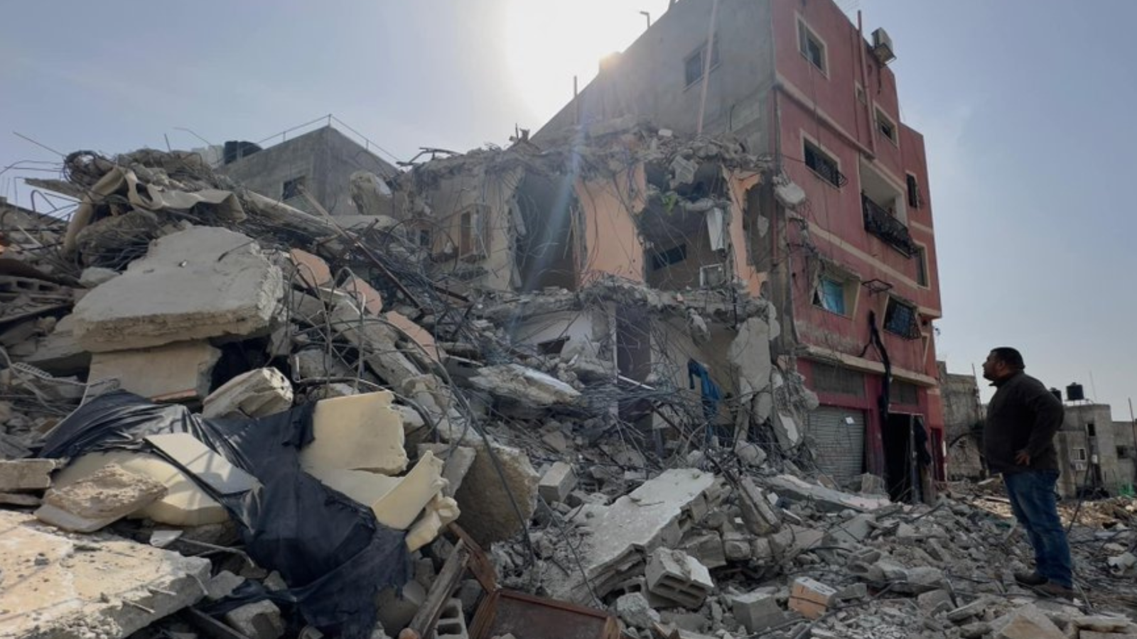 "منطقة كوارث".. 20 ألف نازح من مخيمي طولكرم ونور شمس