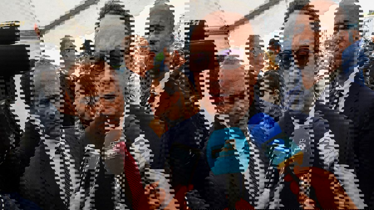 ما حقيقة مغادرة السبسي الابن تونس إلى الدوحة؟