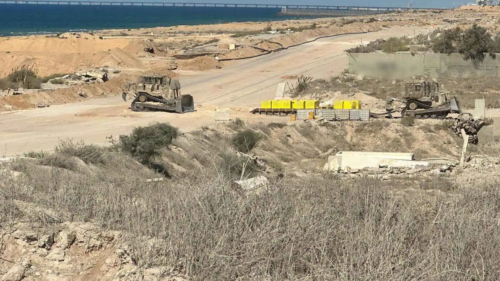 مسار دموي للخطف والإعدام.. الخط الأصفر يفجر حربا بين الميليشيات والفصائل في غزة