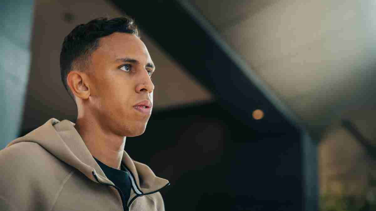 "رحيمي" يرد على سؤال محرج قبل لقاء الأهلي المصري