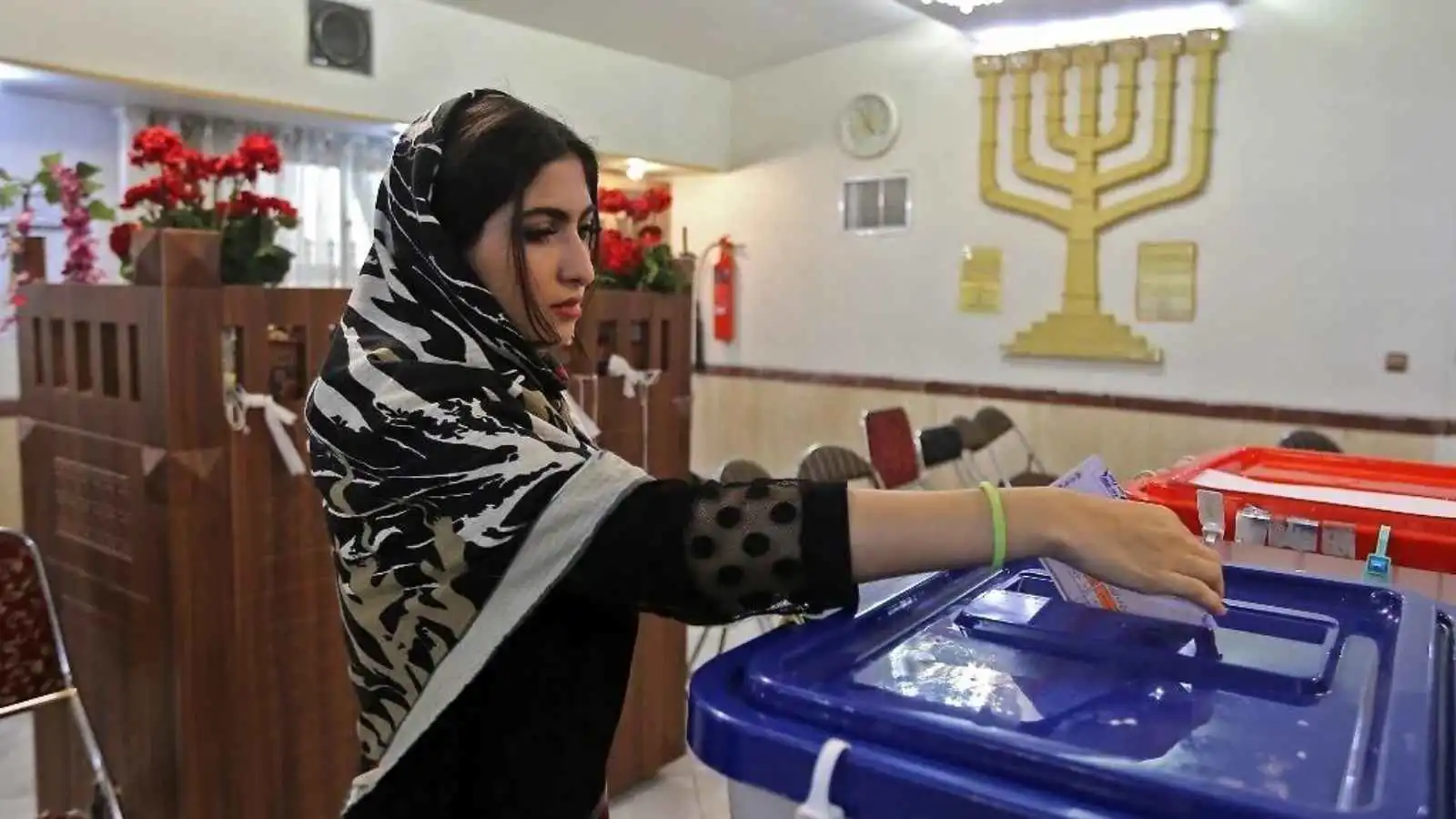 في ظل الحرب.. يهود إيران يتخذون إجراءات طارئة