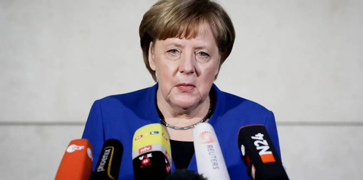 ميركل: يجب التدخل في ليبيا لخفض حركة الهجرة عبر "المتوسط"