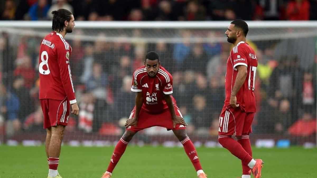 لا أستطيع النوم.. تعليق صادم من نجم ليفربول بسبب نتائج الفريق