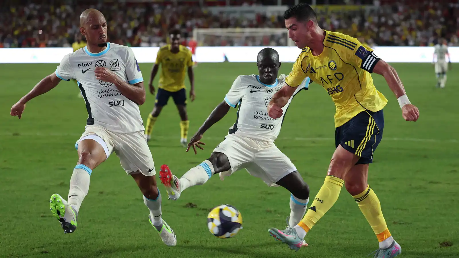 بنزيما و4 أسباب واضحة.. لماذا انهار الاتحاد أمام النصر؟