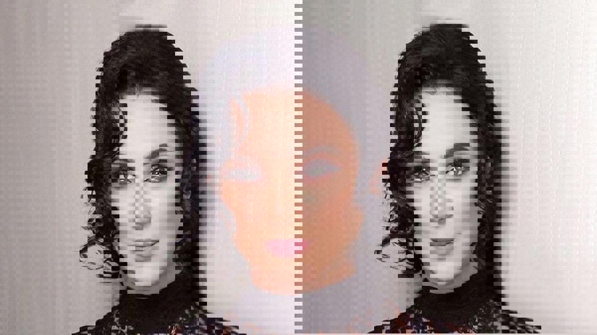 إصابة سلاف فواخرجي أثناء تصوير مشاهد مسلسل "خط ساخن" (صور)