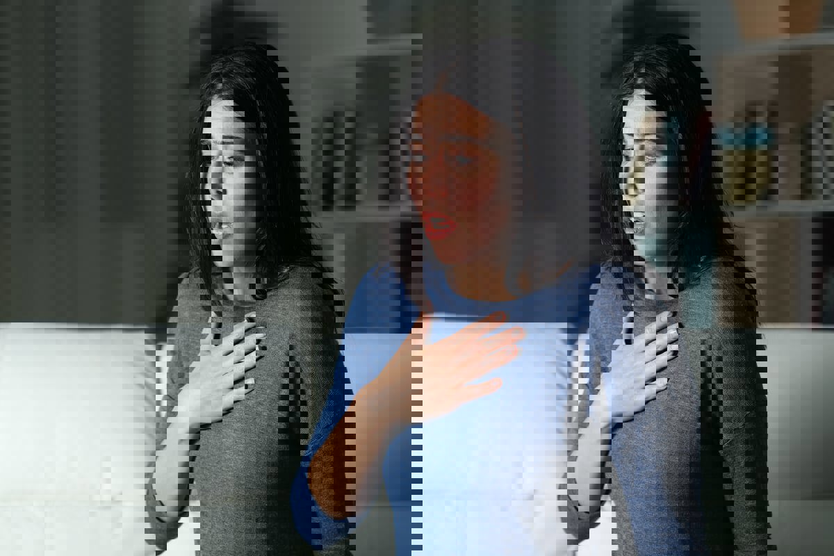 اضطراب القلق الاجتماعي.. الأعراض والنصائح