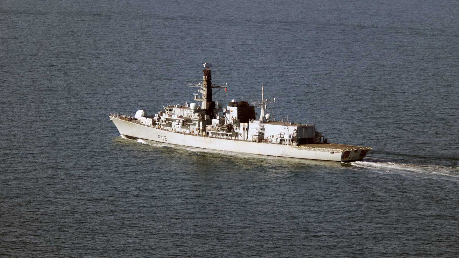 لمواجهة الغواصات الروسية.. بريطانيا والنروج توقعان اتفاقية تعاون عسكري