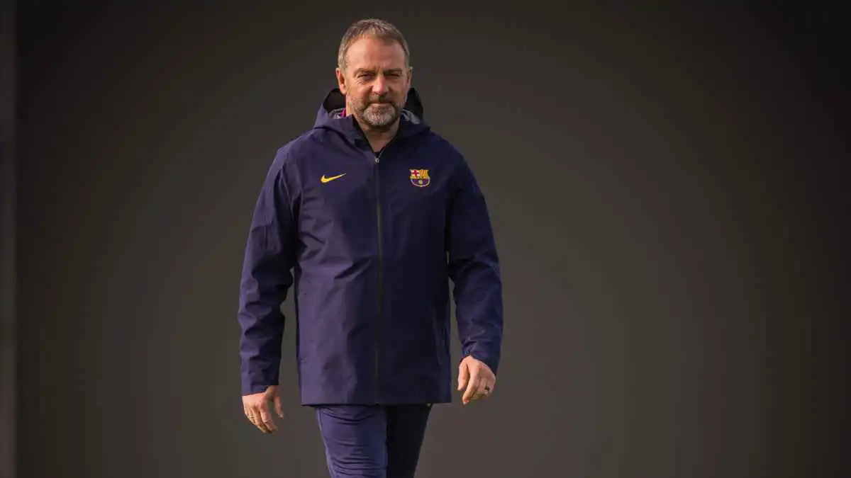 جميعنا نرتكب أخطاءً.. تعلق ناري من فليك على الجدل التحكيمي لريال مدريد