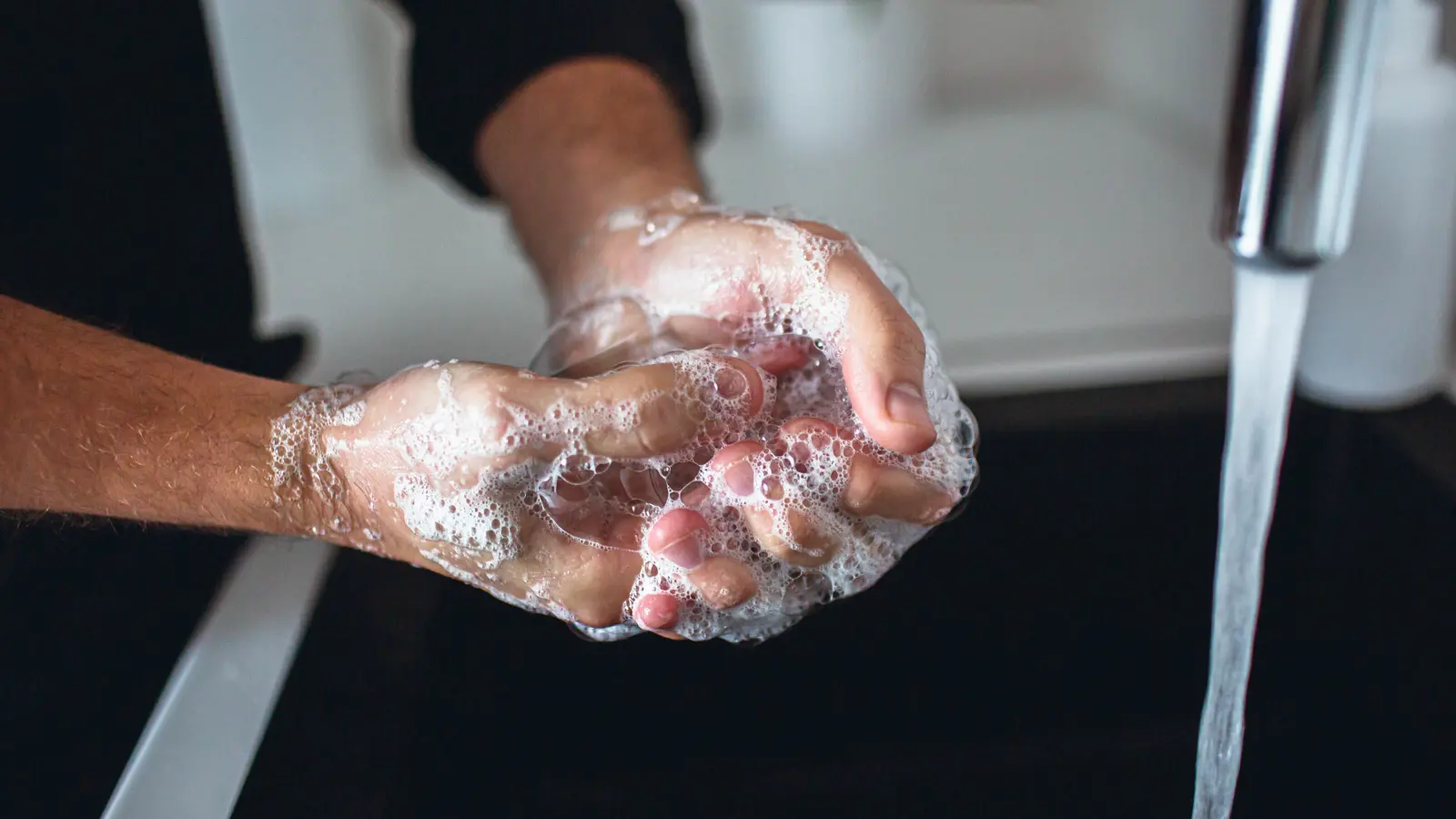 المغاسل العامة قد تساهم في انتشار أمراض خطيرة