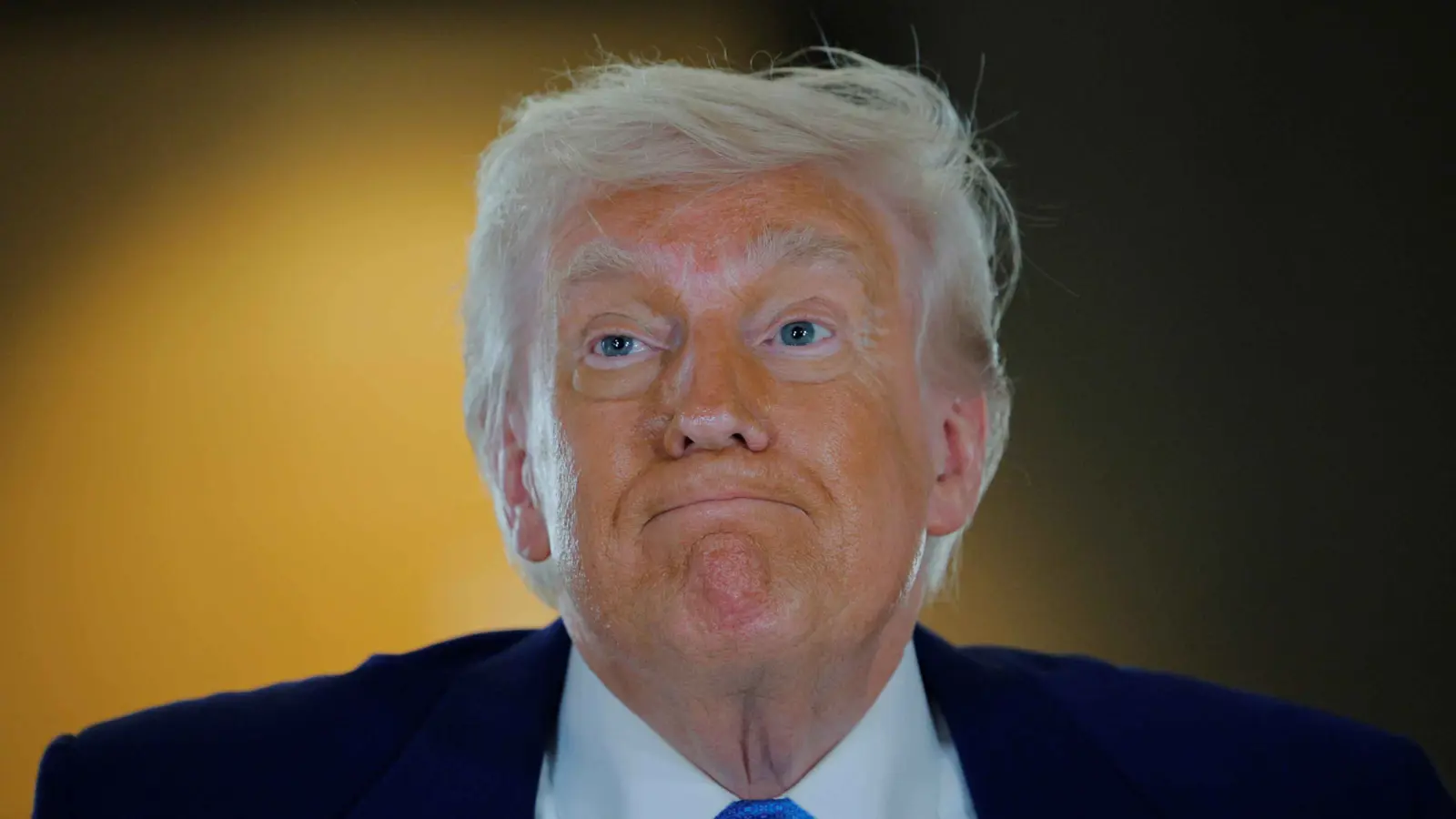 ترامب: روسيا وأوكرانيا ستبدآن فورا مفاوضات لوقف الحرب