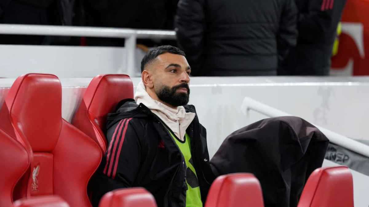 قائمة "المتهمين".. 3 رجال خططوا لطرد محمد صلاح من ليفربول