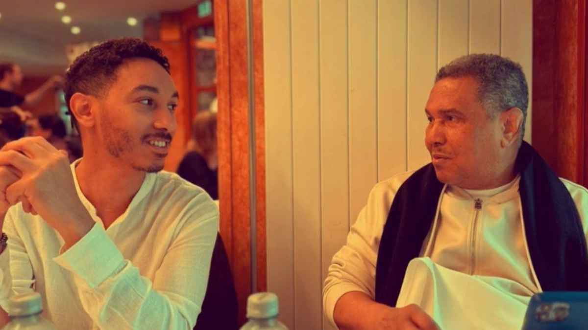 نجل محمد عبده يطلق أغنية مشتركة مع والده