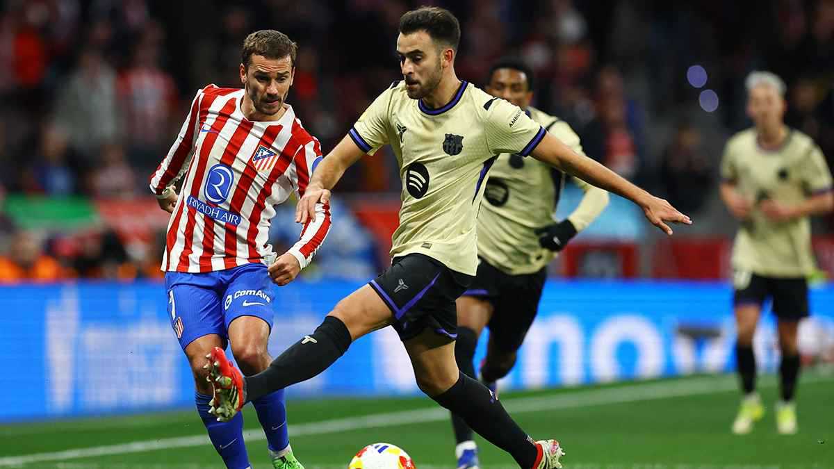 أول رد من أتلتيكو مدريد حول شكوى برشلونة من التحكيم في صدام كأس الملك 