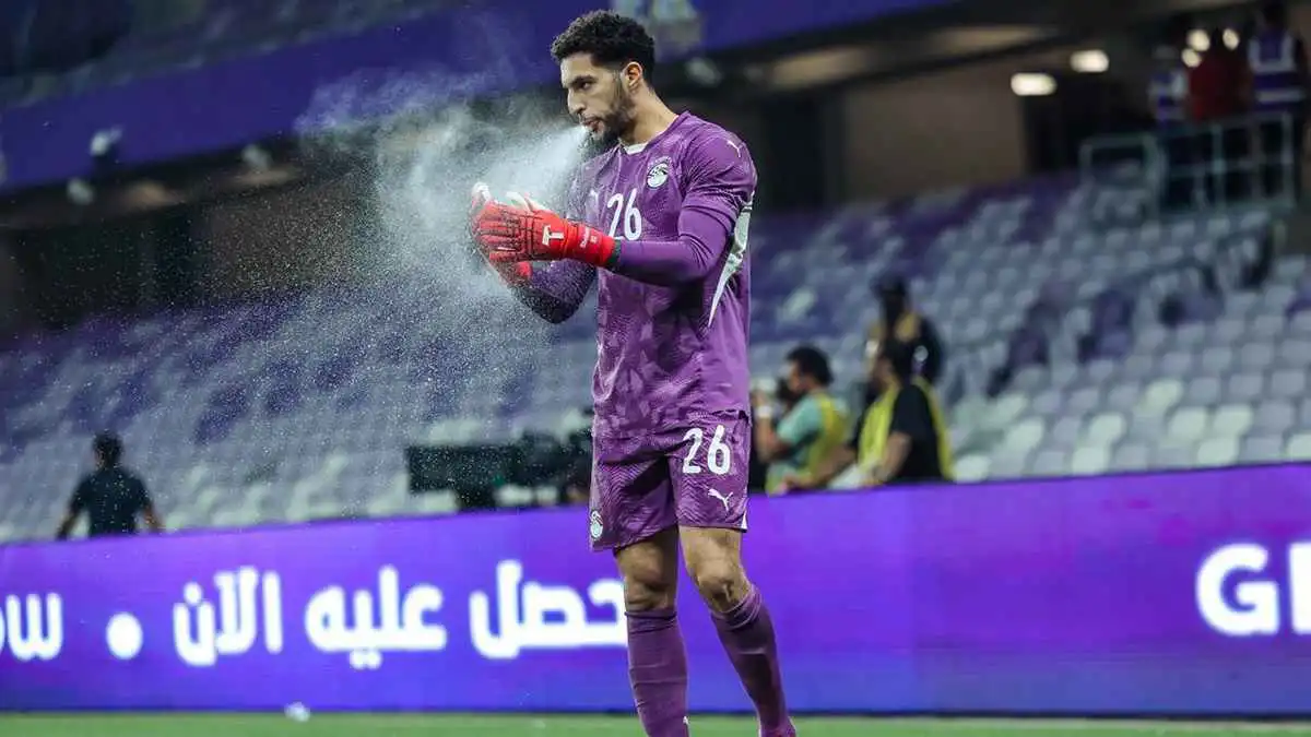 الهجوم على مصطفى من داخل بيته.. تعليق ناري من شوبير على تصرف الشناوي (فيديو)