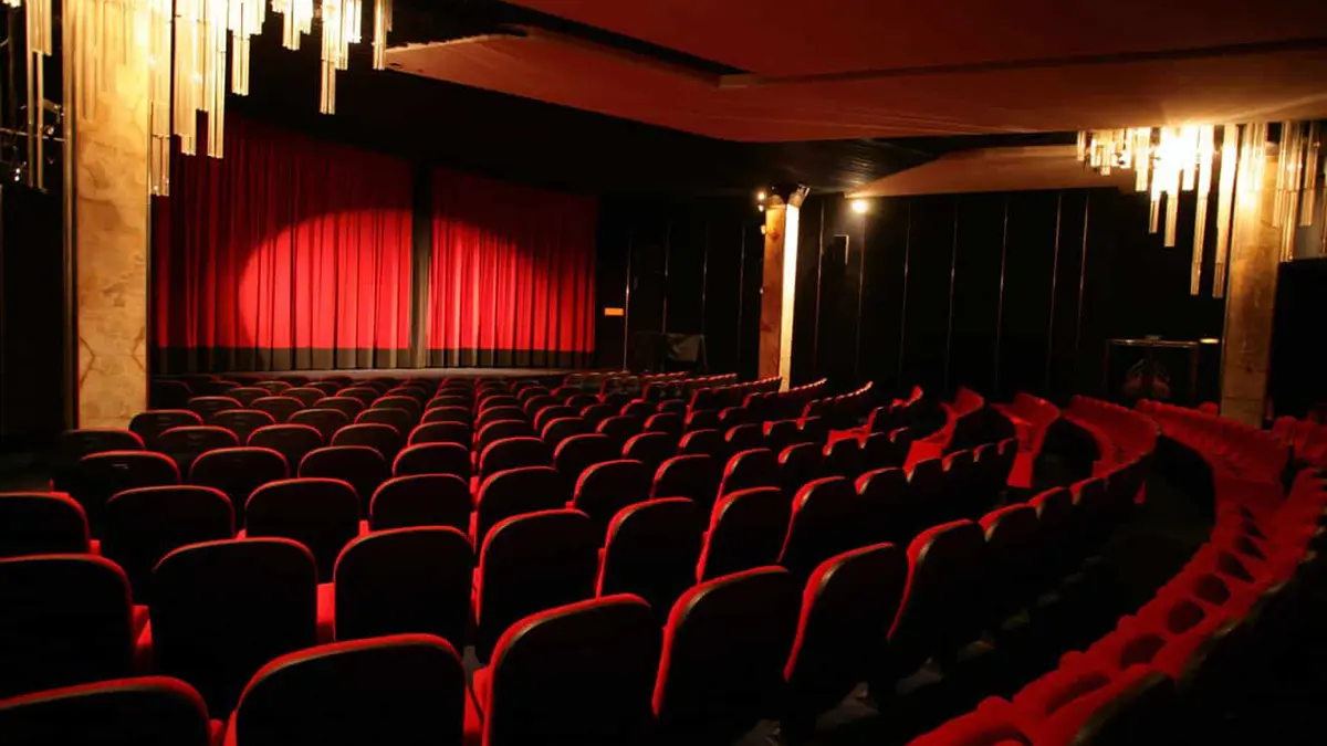 استطلاع: ثلث الإيرانيين لم يذهبوا للسينما مطلقًا و88% لم يرتادوا المسرح