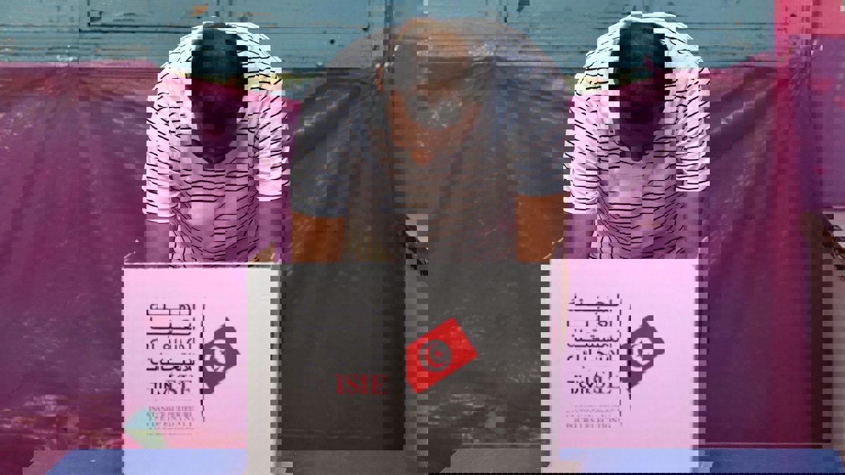 وصل لـ14 ألفًا.. ارتفاع عدد مرشحي الانتخابات التشريعية يثير جدلًا في تونس