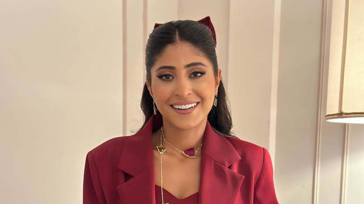 مشهد مؤثر لشجون الهاجري مع والدها بالتبني في لحظاته الحرجة