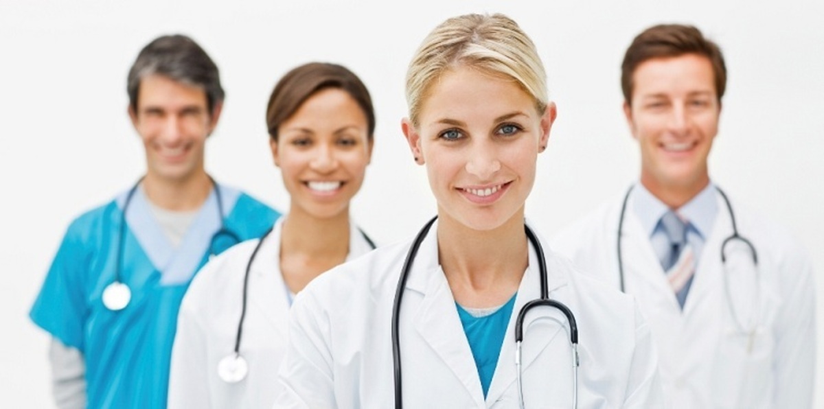 دراسة: المحامون والمحاسبون والأطباء أسوأ السائقين‎