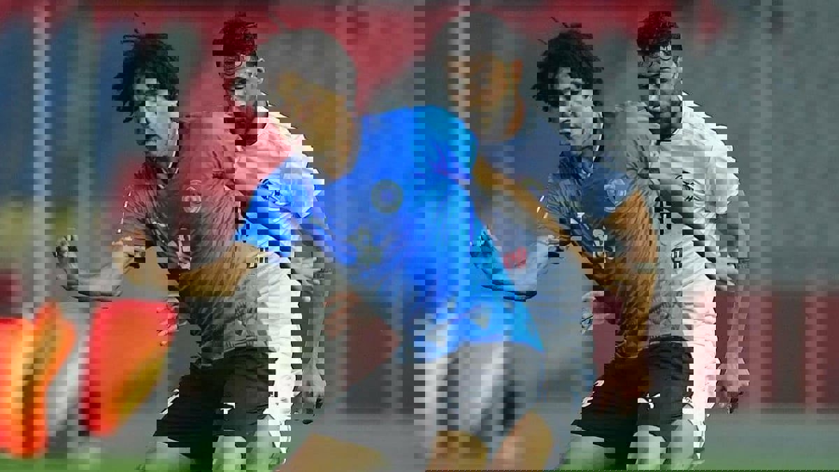 الموعد والقنوات الناقلة والتشكيل المتوقع لمباراة الطلبة والزوراء في الدوري العراقي