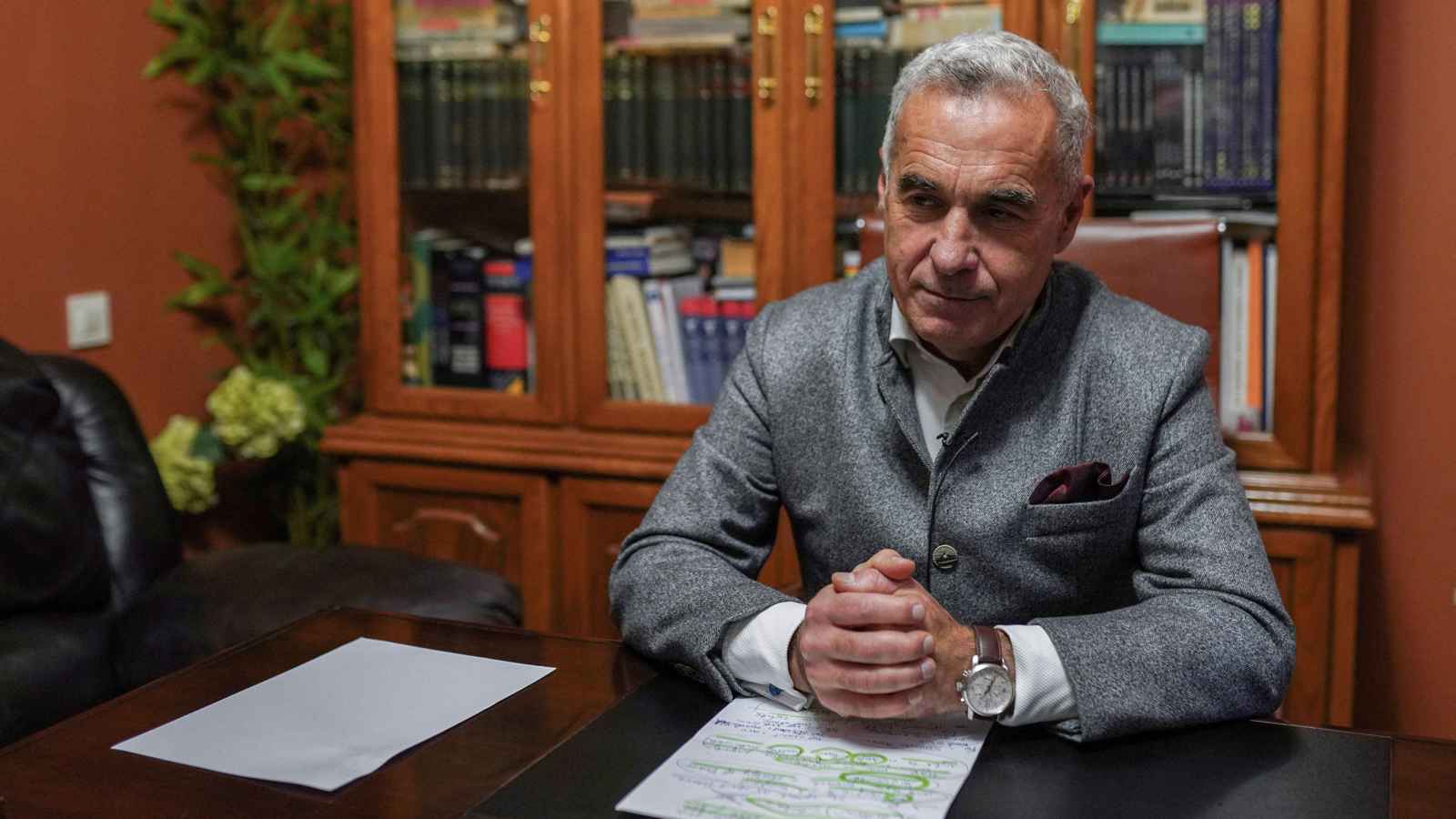 "غير مسبوق".. رومانيا تلغي نتائج انتخابات الرئاسة بعد مزاعم بتدخل روسي