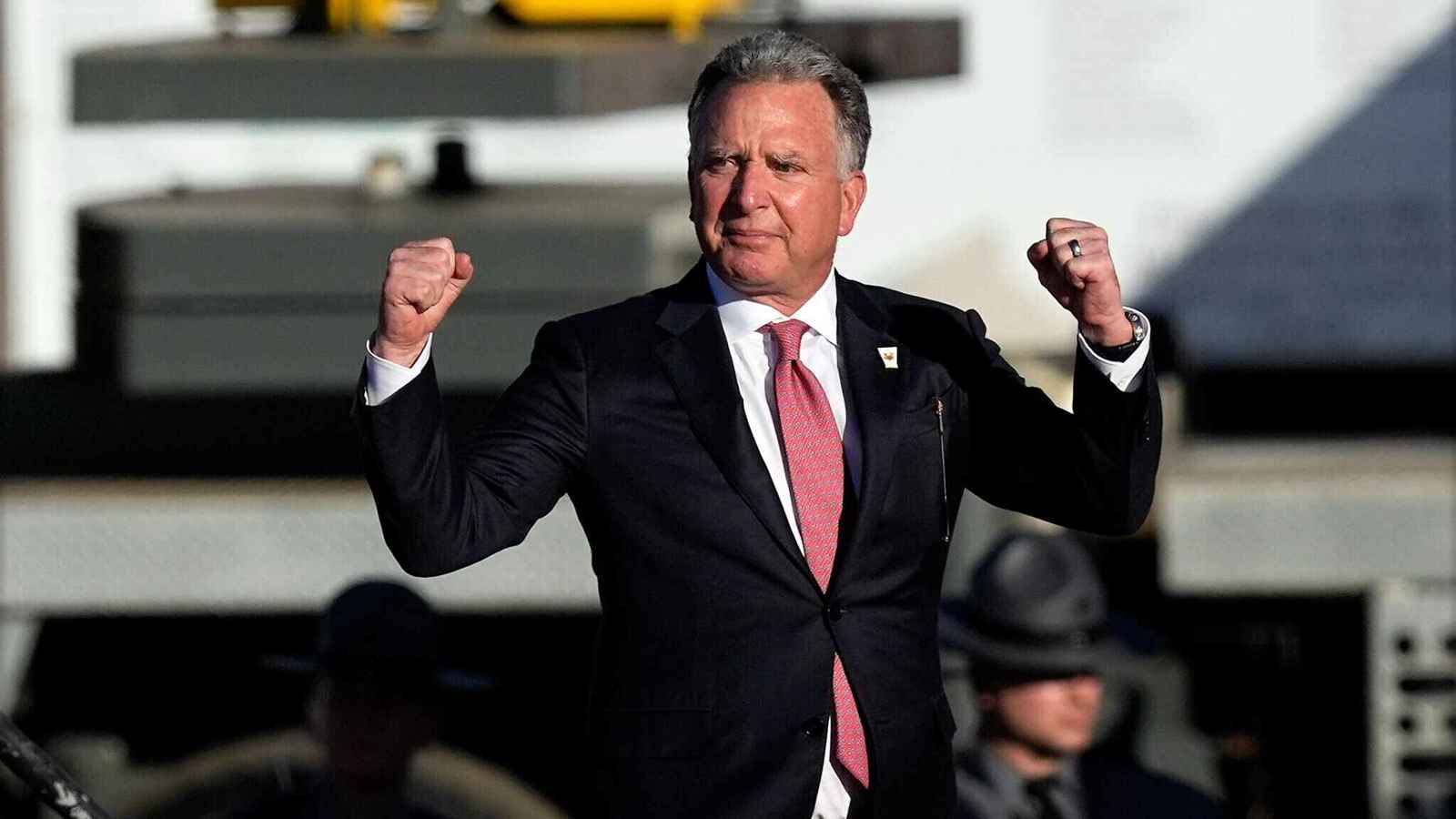 قطر استأنفت الوساطة.. مبعوث ترامب يبدأ مساعي "هدنة غزة"