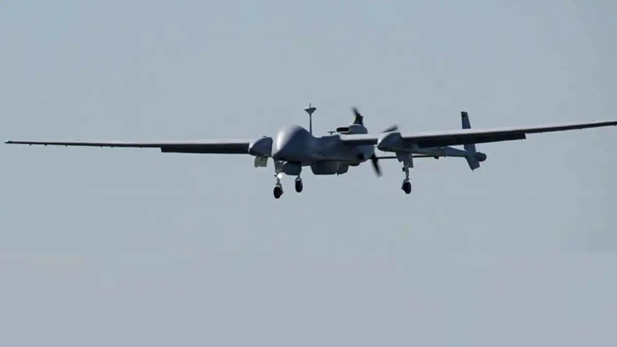 "الحرس الثوري" يعلن إسقاط مسيرة إسرائيلية جديدة فوق أصفهان (فيديو)