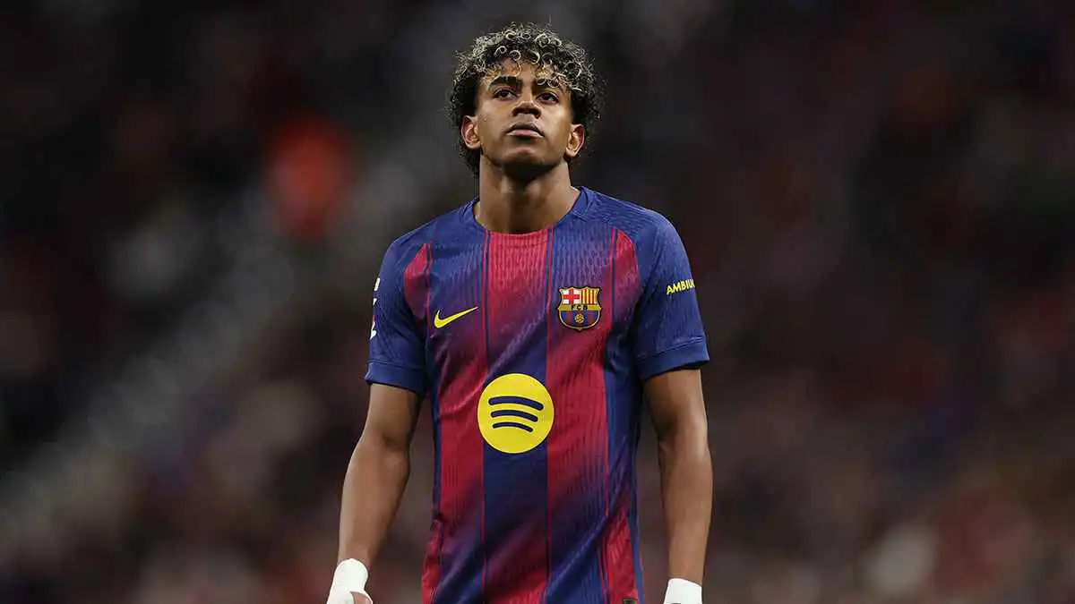 فليك يكشف سر غضب لامين يامال أمام أتلتيكو مدريد