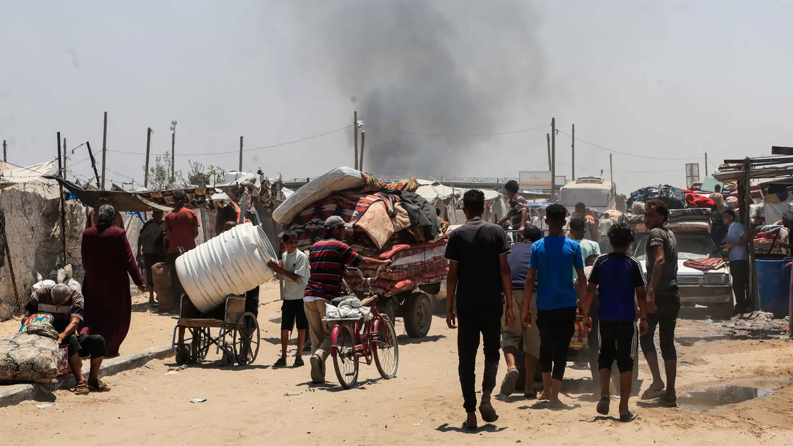 "إيكونوميست" تكشف عن تحديات تهدد أوراق حماس التفاوضية