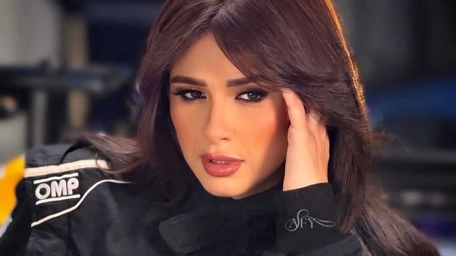 ياسمين عبد العزيز تكشف تفاصيل "مفاجأة سينمائية" مع أحمد السقا