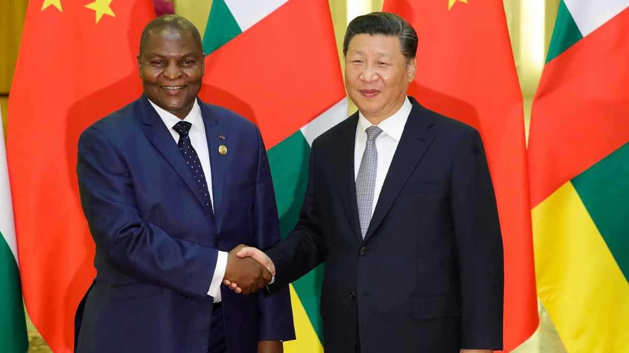 خبراء: الصين تكرّس نفوذاً اقتصادياً وعسكرياً بالساحل الإفريقي "متحديةً" واشنطن