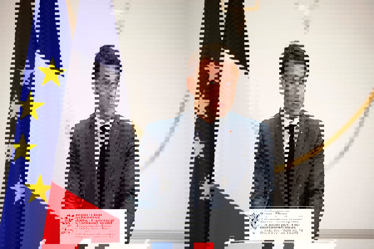 فرنسا.. قانون "الموت الرحيم" يثير انقسامات داخل حزب ماكرون