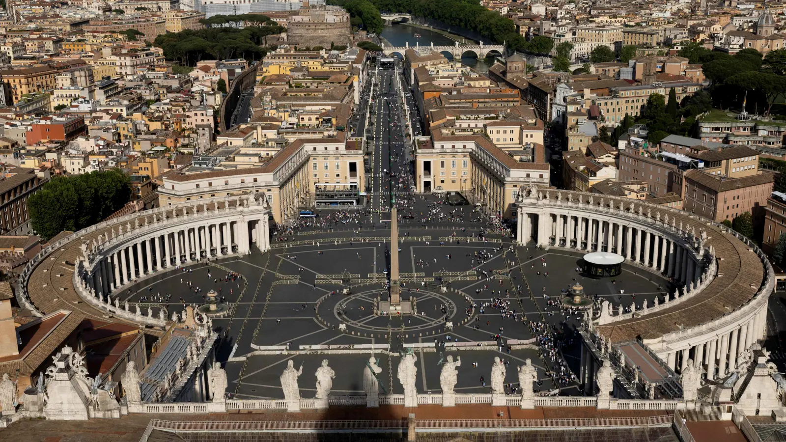 انقطاع عن العالم واجتماع سري.. بدء عملية انتخاب خليفة للبابا فرنسيس