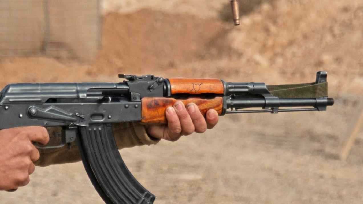 اليمن.. اقتتال قبلي يودي بحياة أطفال في عمران