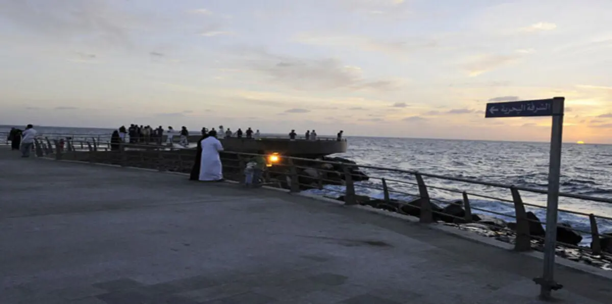 السلطات السعودية تحارب "أثرياء" استولوا على واجهات بحرية