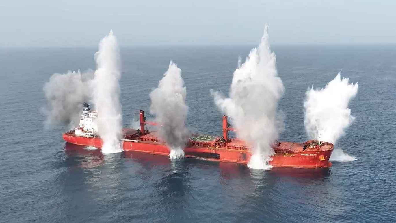 واشنطن: الحوثيون تسببوا بتسرب 17 ألف طن من نترات الأمونيوم في البحر