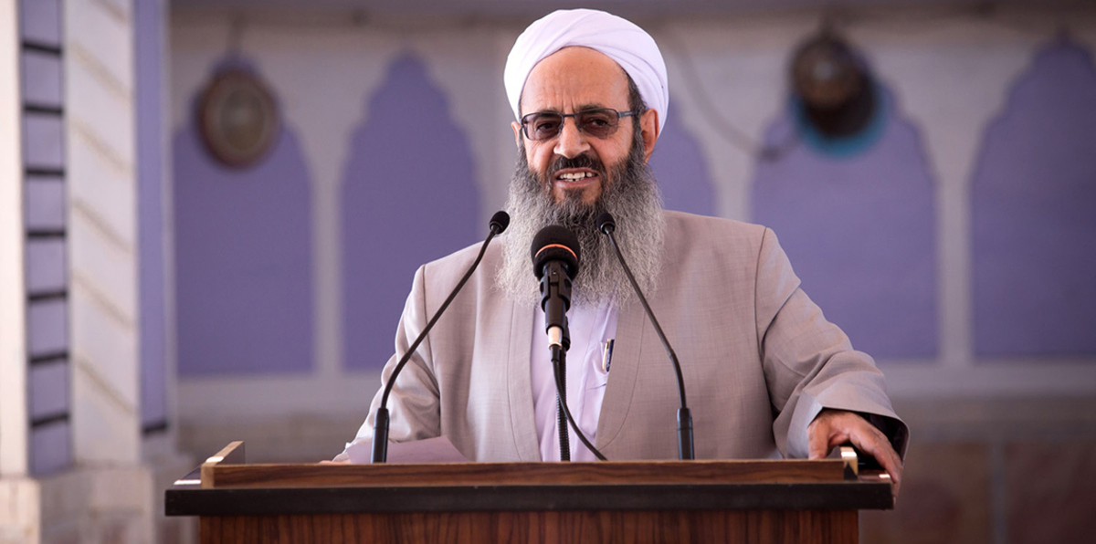 إیران تمنع شيخًا "سُنيًا" بارزًا من السفر إلی قطر