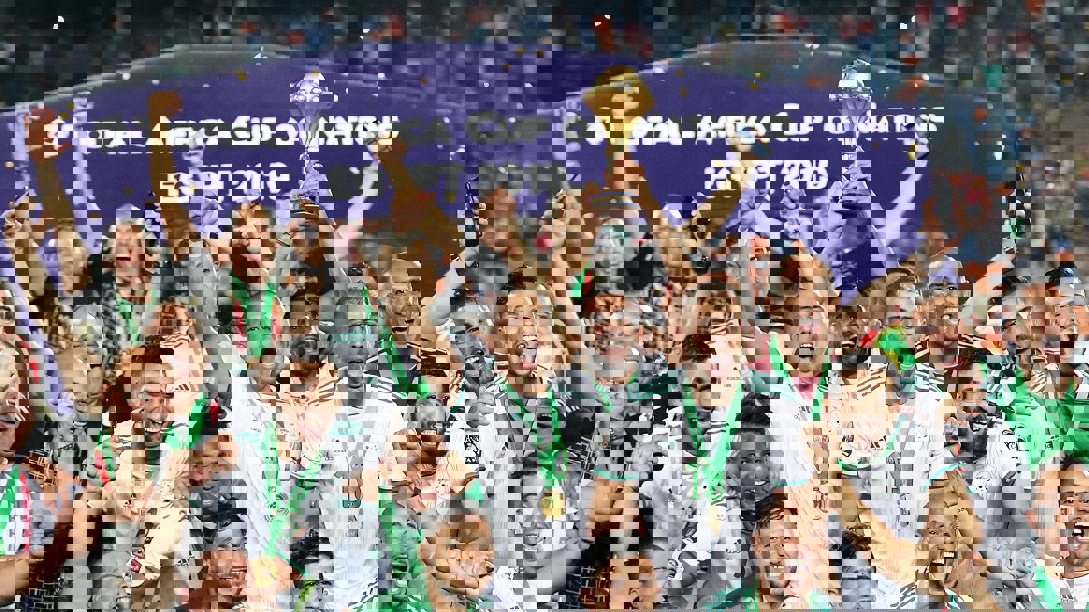 "كاف" يكشف التشكيلة المثالية لكأس أمم أفريقيا 2019 (صورة)