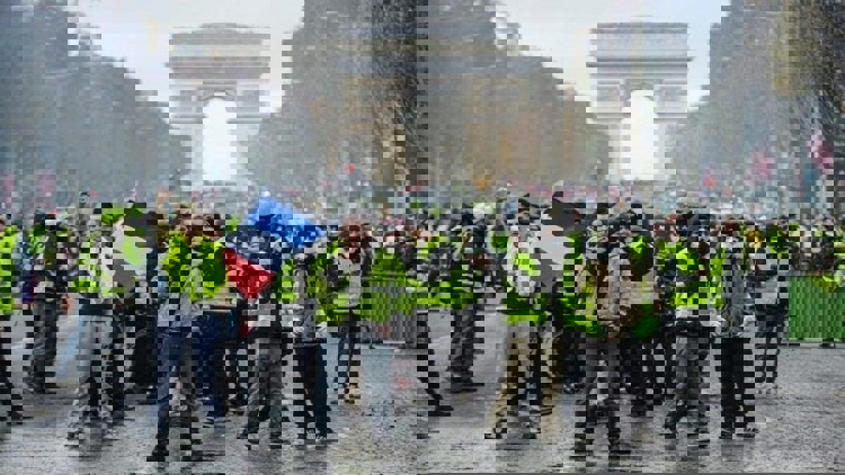 فرنسا..محتجو "السترات الصفراء" في الشارع لسبت تاسع من التظاهرات