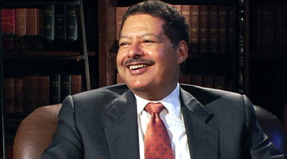 أحمد زويل: هناك قلة إعلامية تحاول تشويه مصر