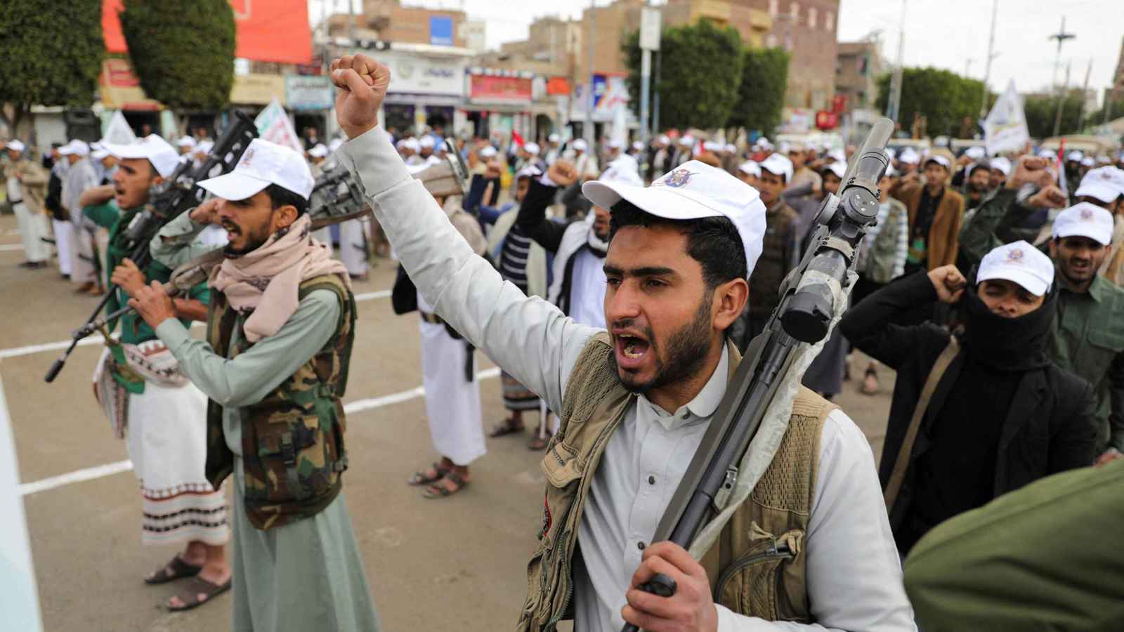 مسؤول يمني: خيارات "صعبة" تنتظر الحوثيين مع عودة ترامب