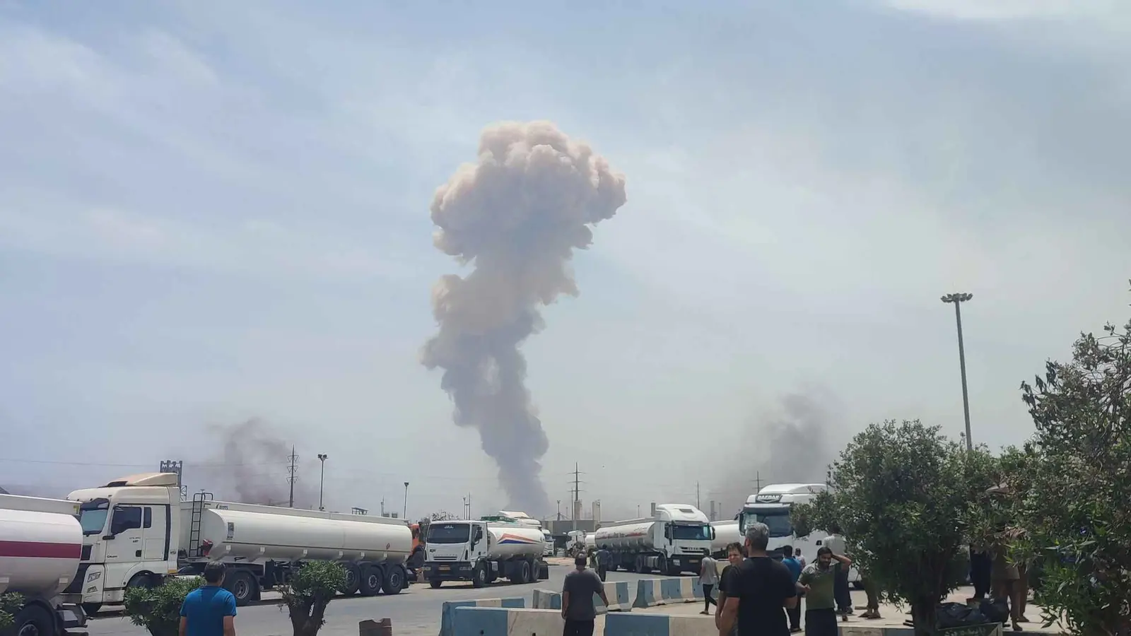 إيران تكشف تفاصيل أولية لانفجار ميناء بندر عباس