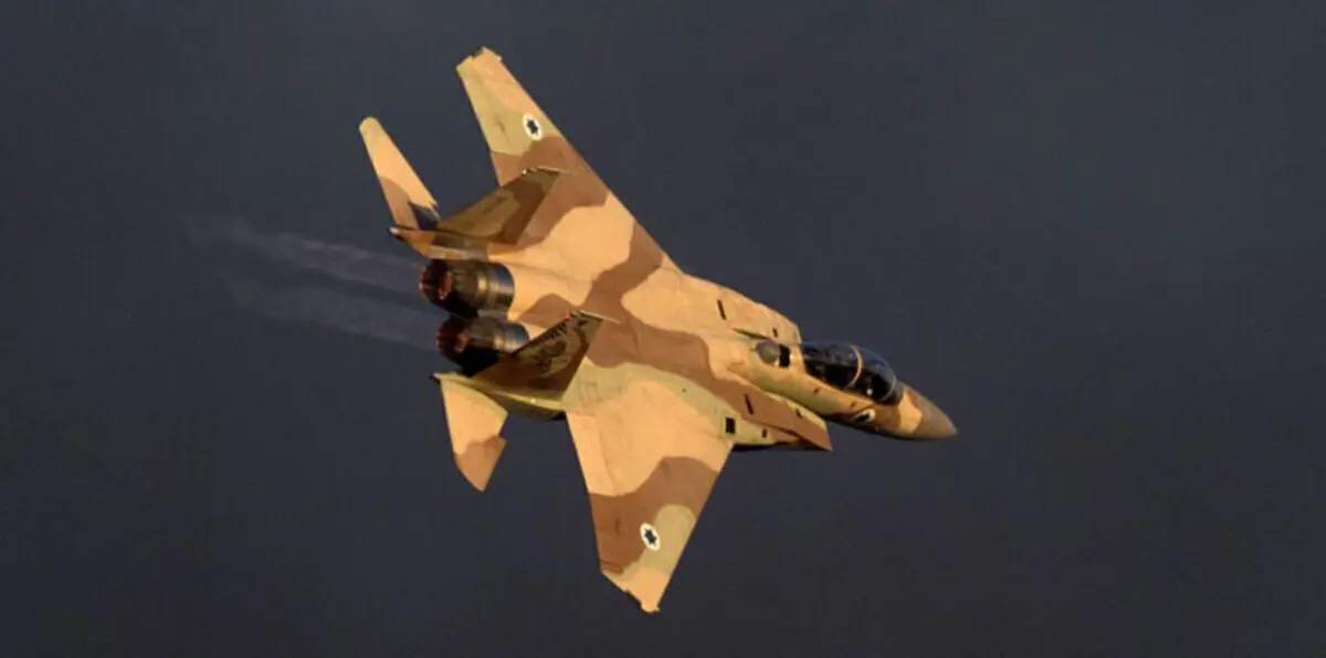 الجيش الإسرائيلي يقصف موقعًا عسكريًا للنظام السوري