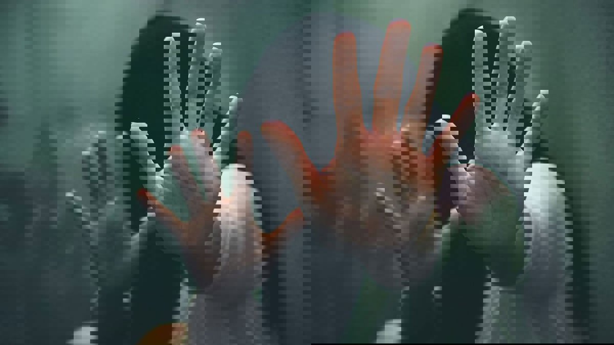 ملايين الضحايا بينهم أطفال.. تقرير صادم حول زنا المحارم في فرنسا