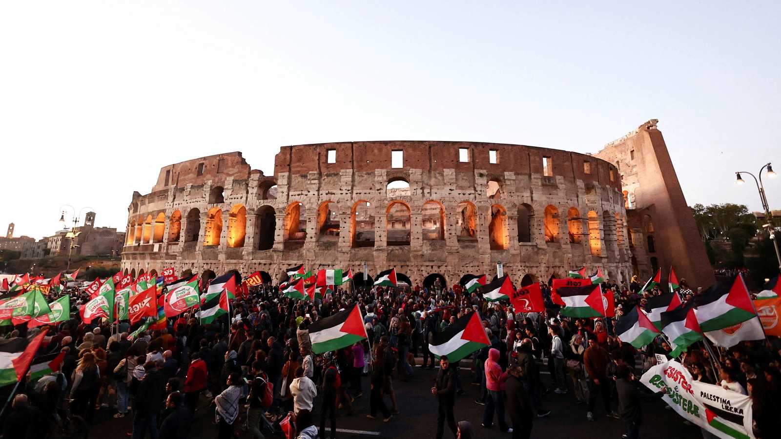 إيطاليا تحظر مظاهرة مؤيدة لغزة في بولونيا تحسبا لاشتباكات