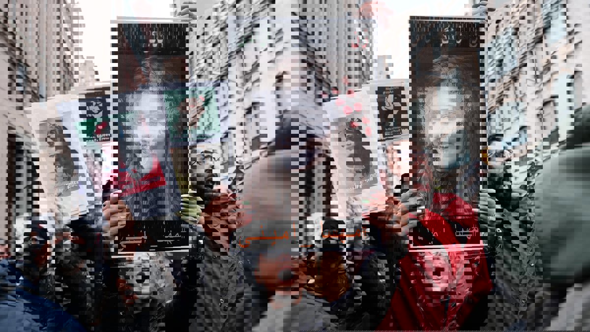 المدعي العام الإيراني يعلن عن مراجعة لقانون الحجاب