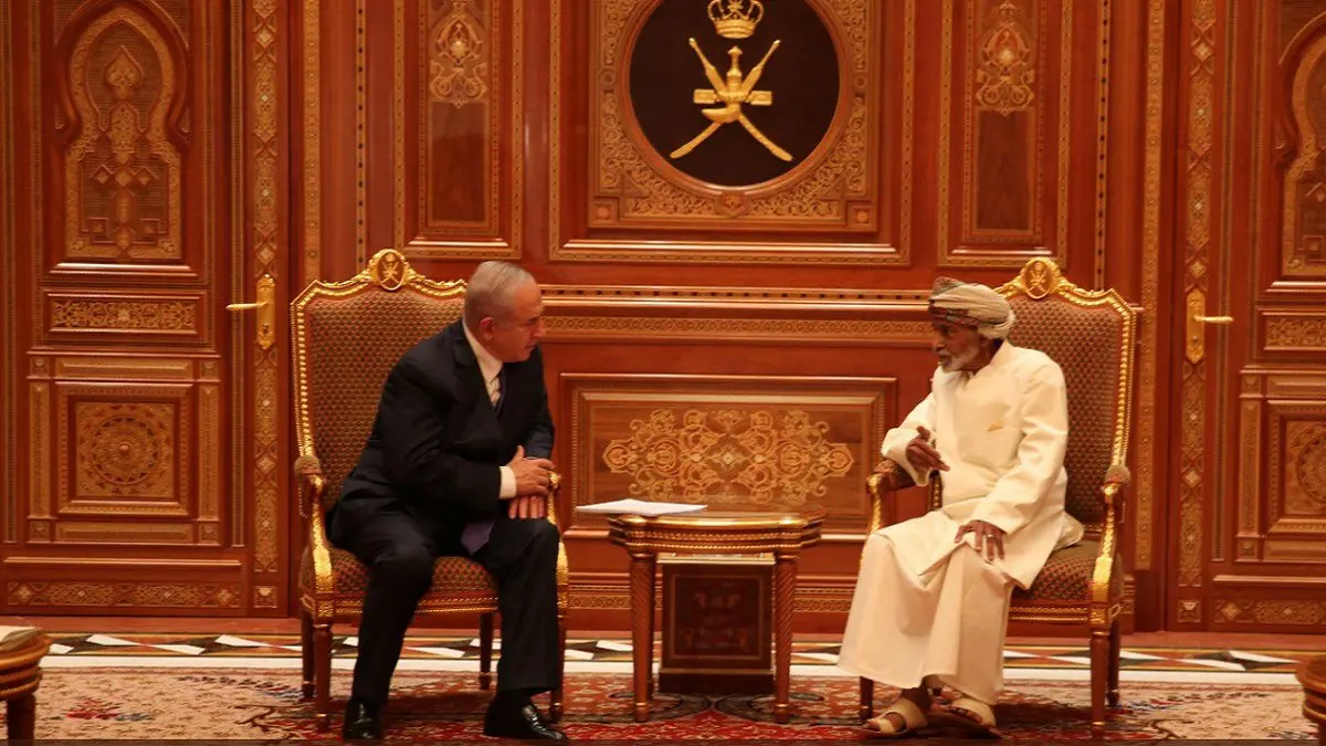 معترفًا برفض السعودية.. نتنياهو: سلطان عمان وافق على مرور طائرات إسرائيلية في أجواء بلاده