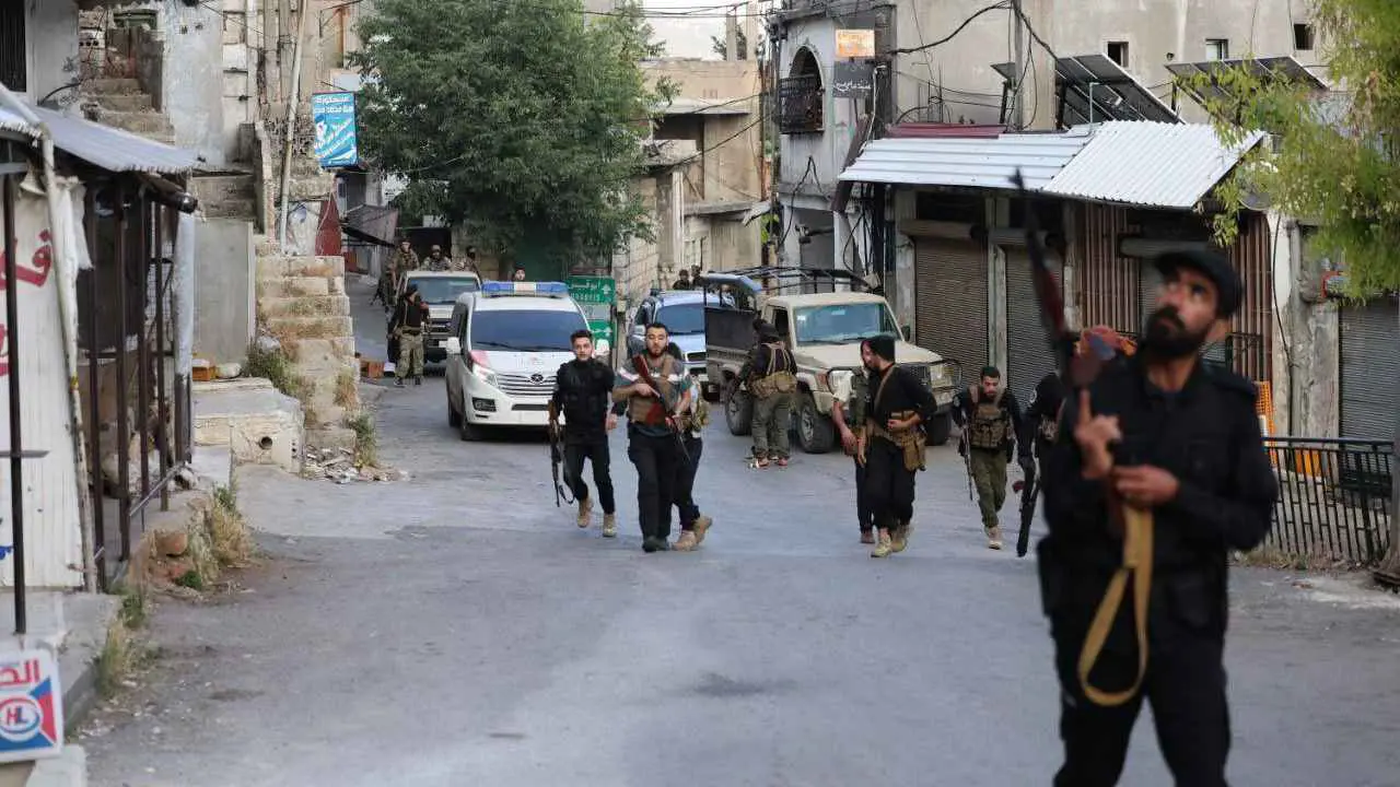 سوريا: دوي الانفجار في دمشق ناتج عن تفجير مخلفات حرب (فيديو)